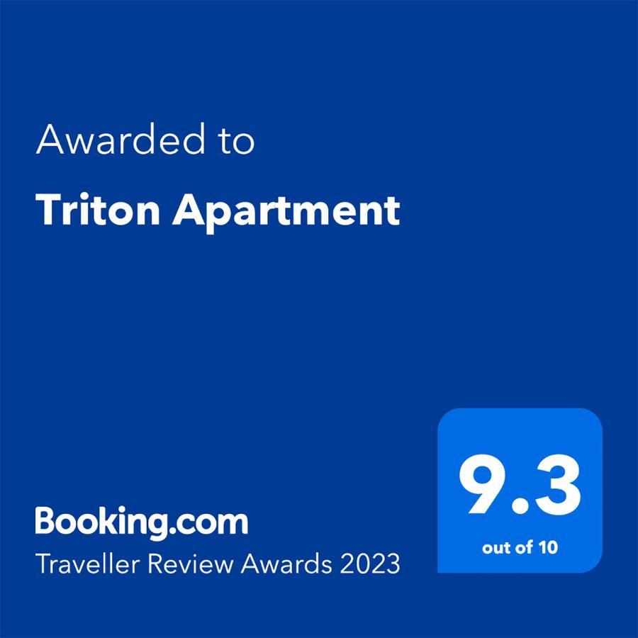 Triton Apartment Сейнт Полс Бей Екстериор снимка